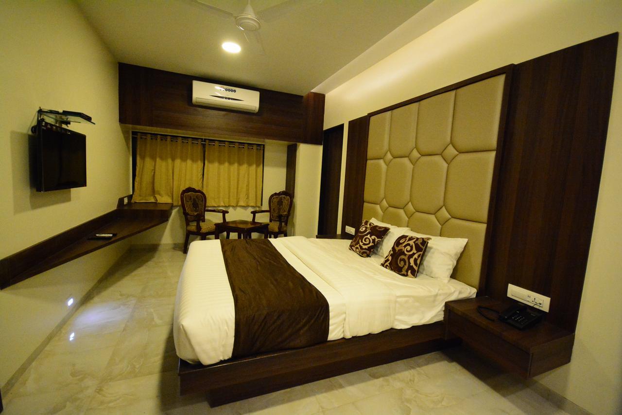Hotel 24 Seven Nashik Luaran gambar